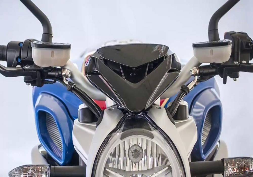 MV Agusta Brutale 800, Review MV Agusa Brutale 800