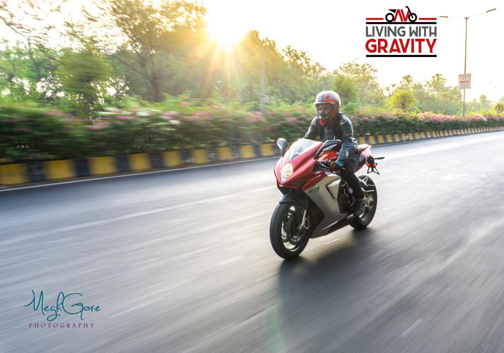 The Godzilla : MV Agusta F3 800 MV Agusta F3 800