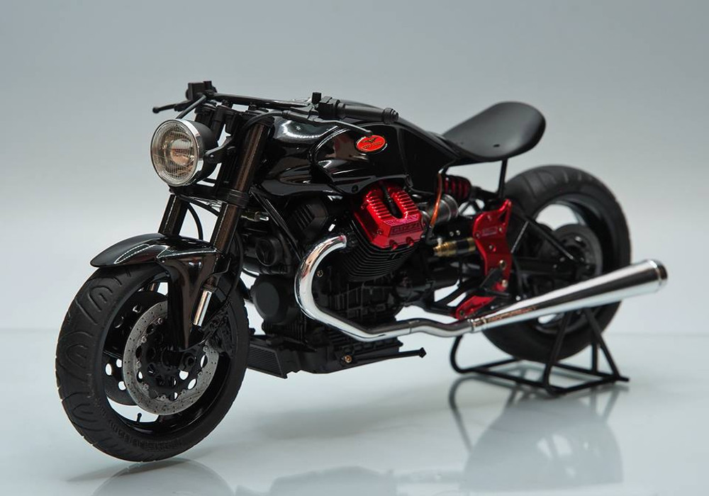 Custom : Moto Guzzi V10 Centauro