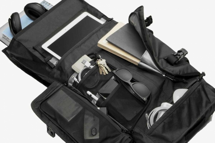 News: Intelligent Rhake Backpack for riders from Mission Workshop