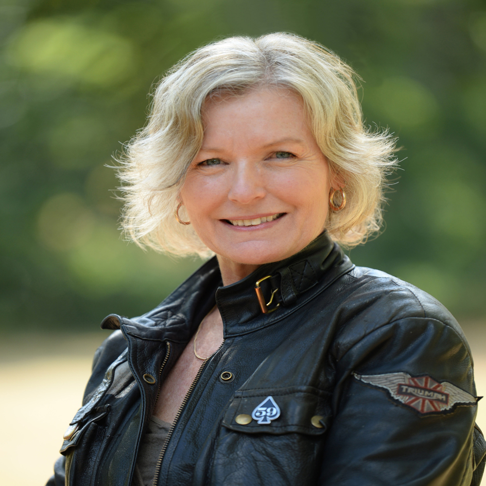 Interview: ‘Daring Adventure’ by Heather Ellis