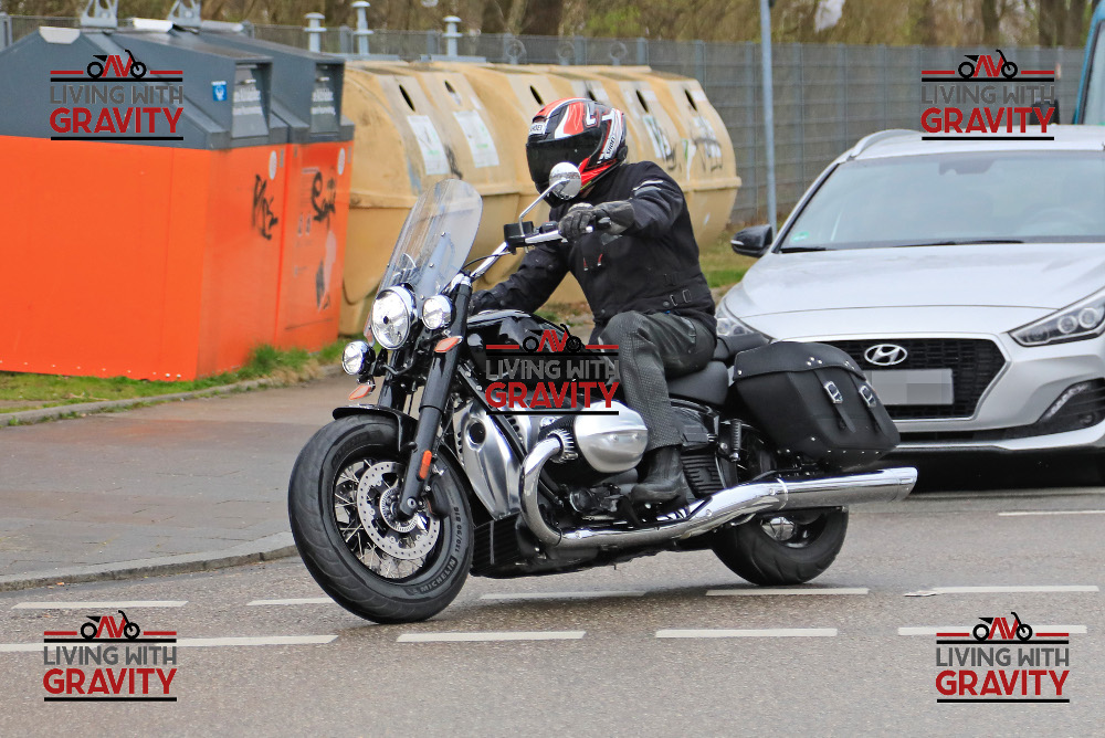 BMW Motorrad’s R1800 basic cruiser is spied