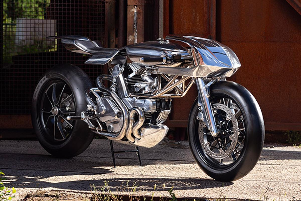 Custom Ducati 750 ss by Cedric Tenquir
