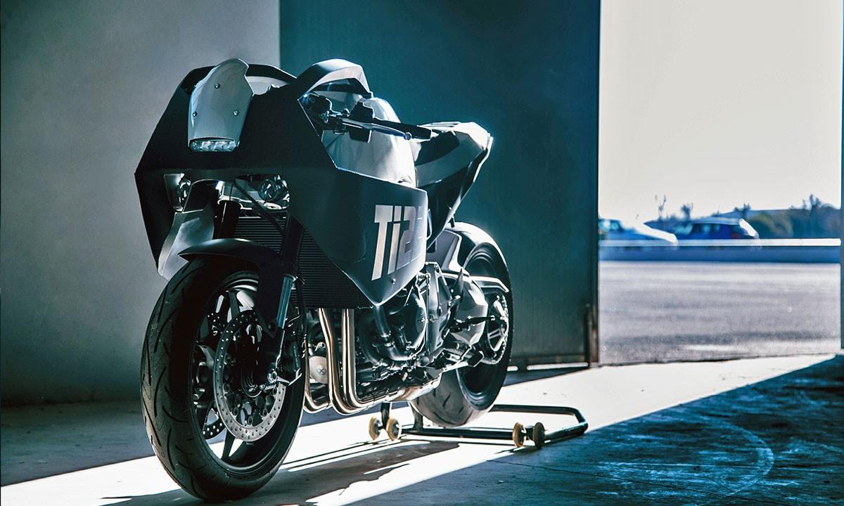 Colossal giant by Imbarcadero 14 Venice honda-14s-cb1000r-imbarcadero