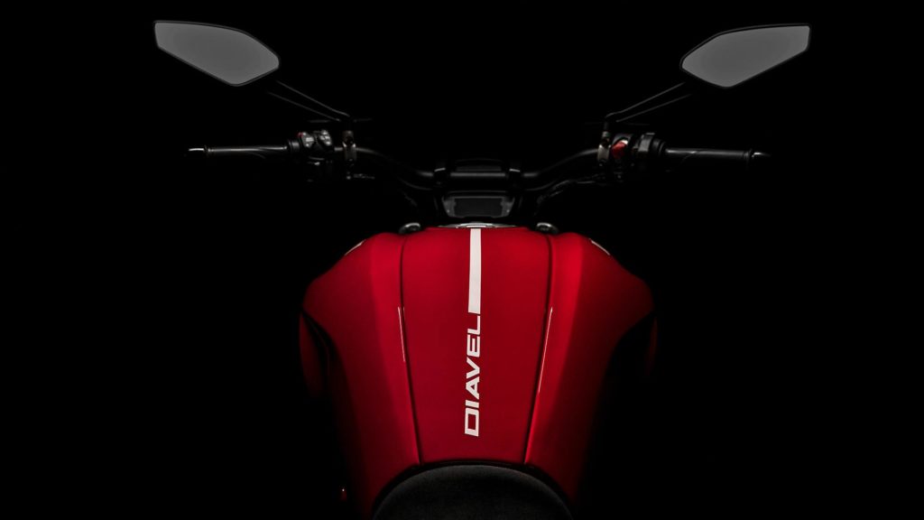 Diavel-1260-MY20-12-Gallery-1920x1080