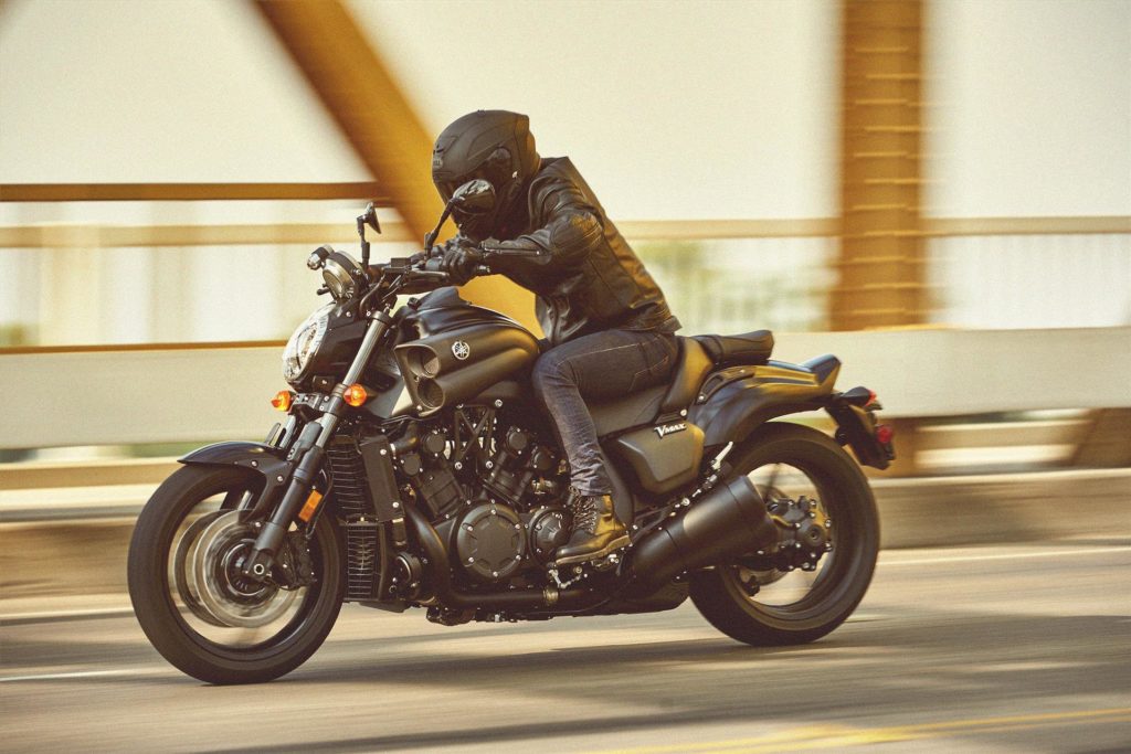 2020-Yamaha-VMAX