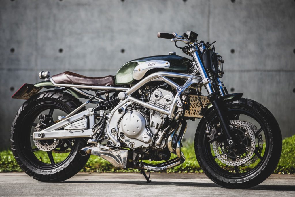 Cowboys Company Kawaski 2006 Ninja 650 Moto