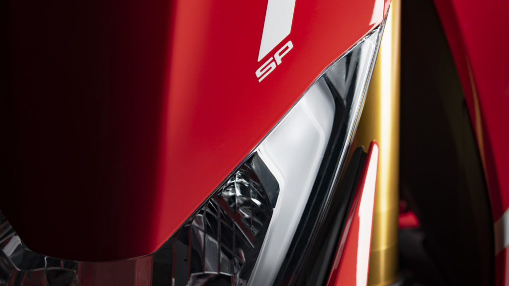 Hypermotard-SP-MY2021-21-gallery-1920x1080