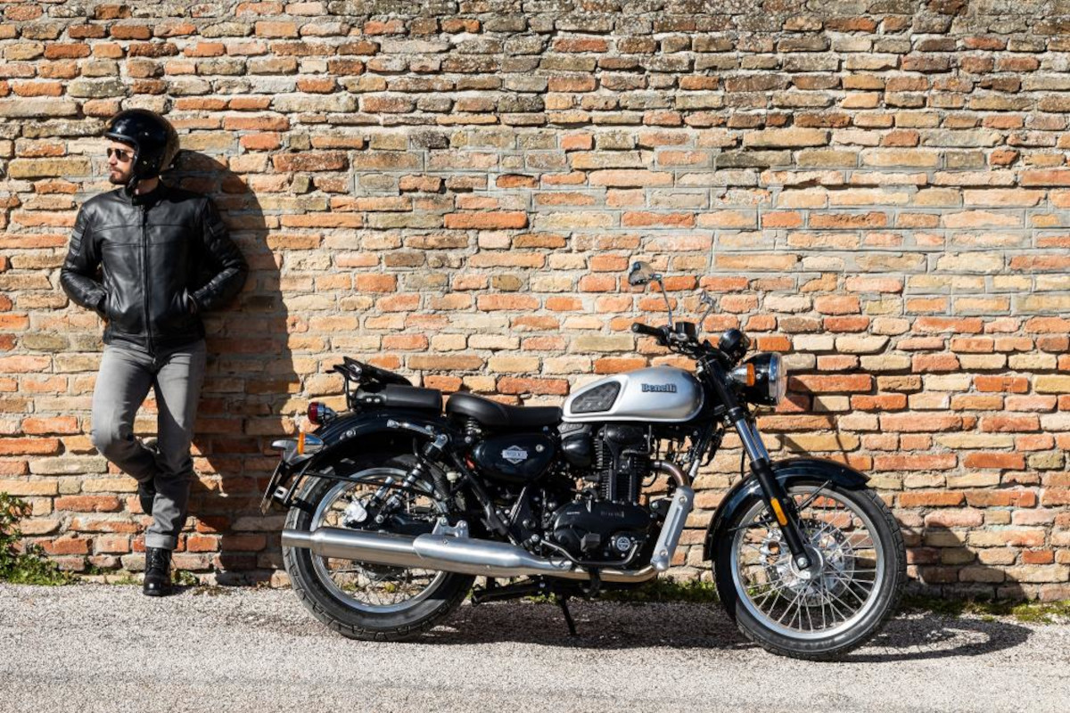 Benelli Imperiale 400 gets a bit dearer in India by RS 799 Cover-2021-Benelli-Imperiale-400-1.