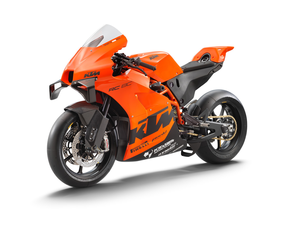 KTM RC 8C (1)