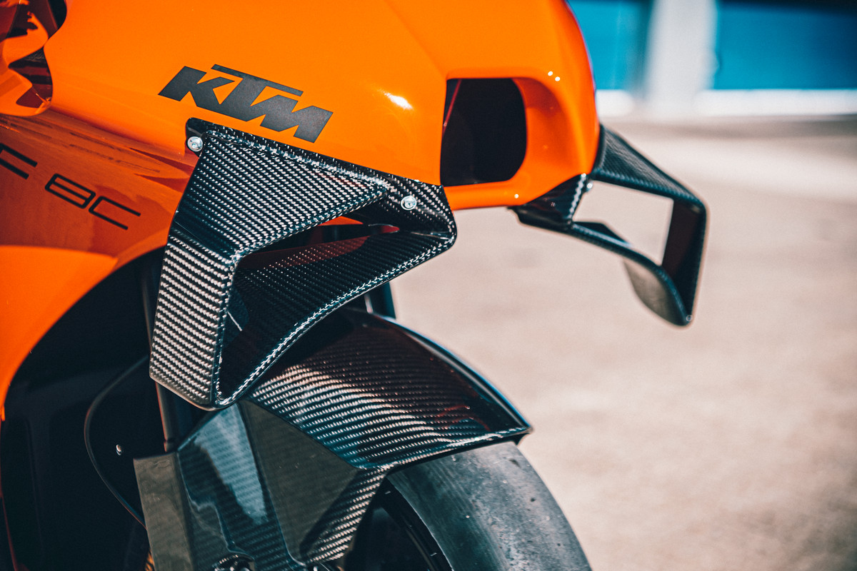 KTM RC 8C (1)