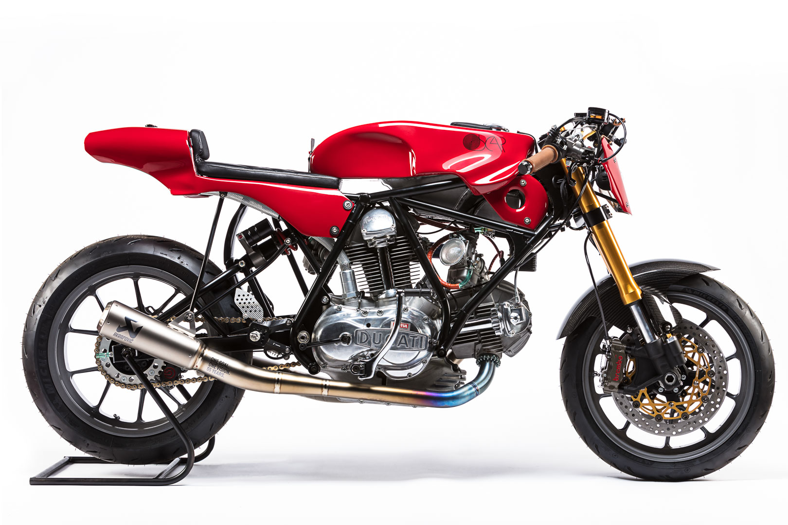 1974-ducati-750-sport-woolies-workshop-oscar-by-alpinestars-custom-motorcycle-10