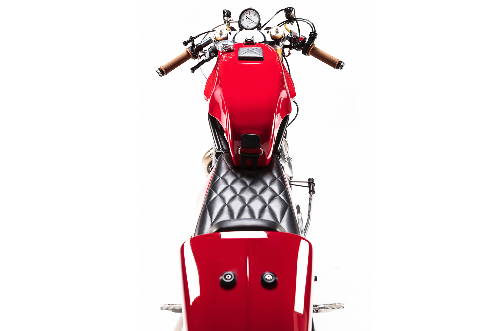 1974-ducati-750-sport-woolies-workshop-oscar-by-alpinestars-custom-motorcycle-3