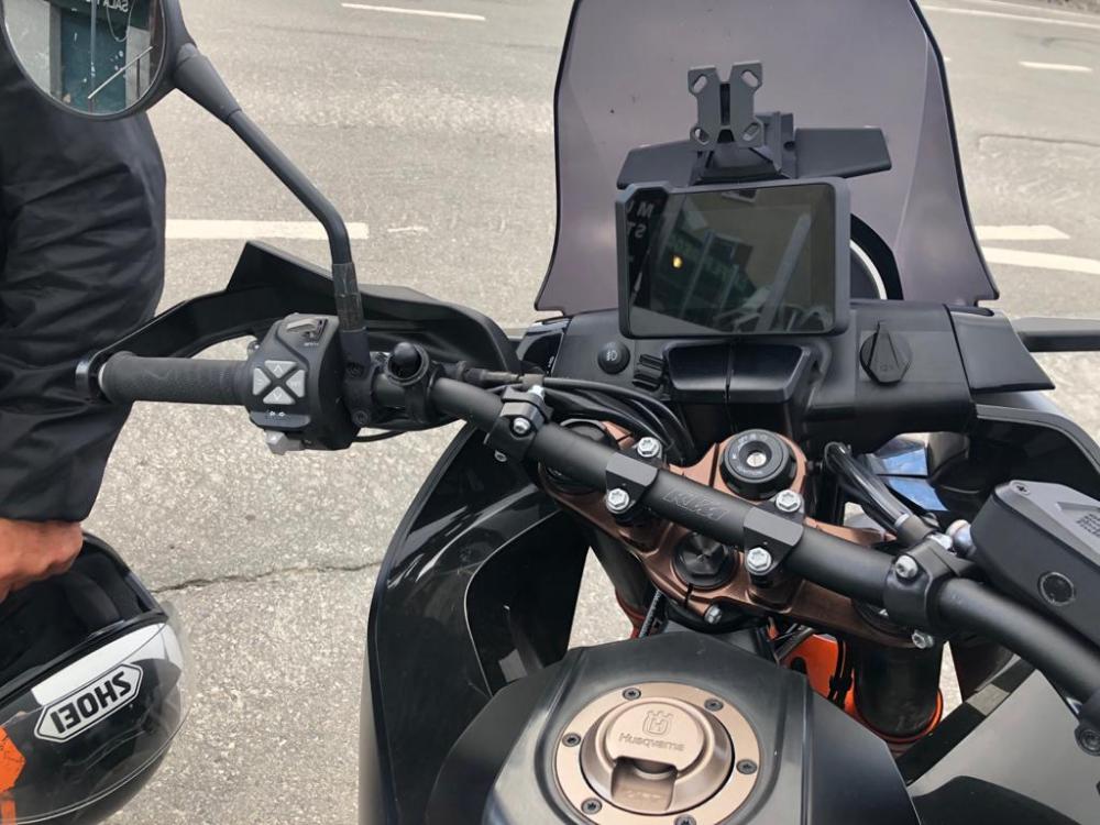 Husqvarna-norden-901-foto-motomag-spyshot-4