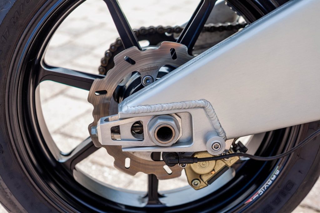 2008_vyrus_985_c3_4v_163224531506ef3cd0e6e04e50c2008_vyrus_985_c3_4v_1630510954ef66e7dff9f98764da7f1900e8