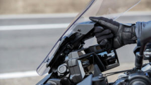 Cover-2021-Yamaha-MT09TR-EU-Detail-007-03_Mobile