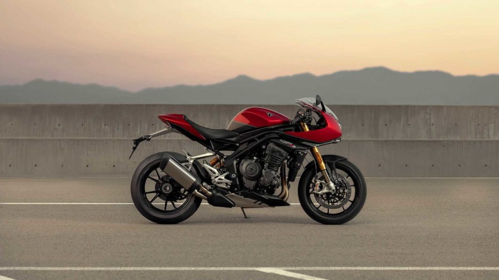 2022-triumph-speed-triple-rr