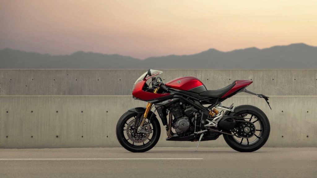 2022-triumph-speed-triple-rr