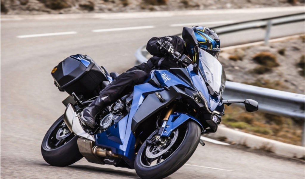 Cover-Suzuki_NUOVA_GSX-S1000GT_06_GSXS1000GT-45056-800x470