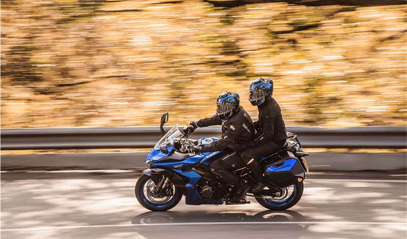 Cover-Suzuki_NUOVA_GSX-S1000GT_06_GSXS1000GT-45056-800x470