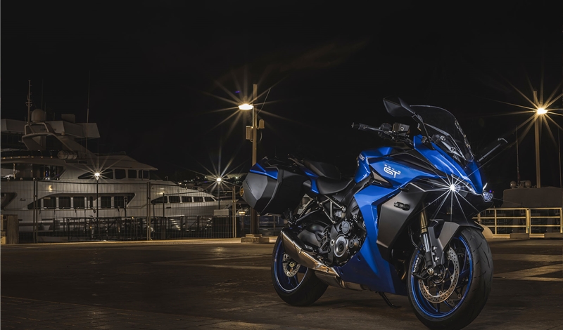 Cover-Suzuki_NUOVA_GSX-S1000GT_06_GSXS1000GT-45056-800x470