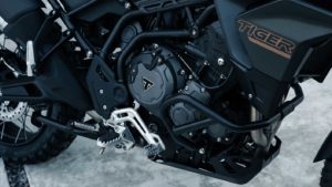 Triumph 900 Tiger Bond Edition