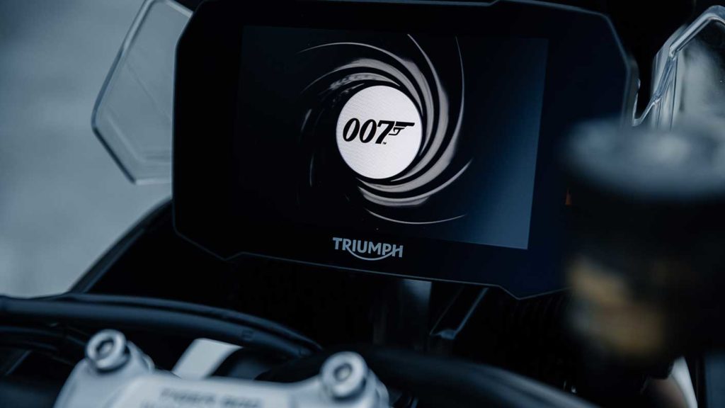 Triumph 900 Tiger Bond Edition