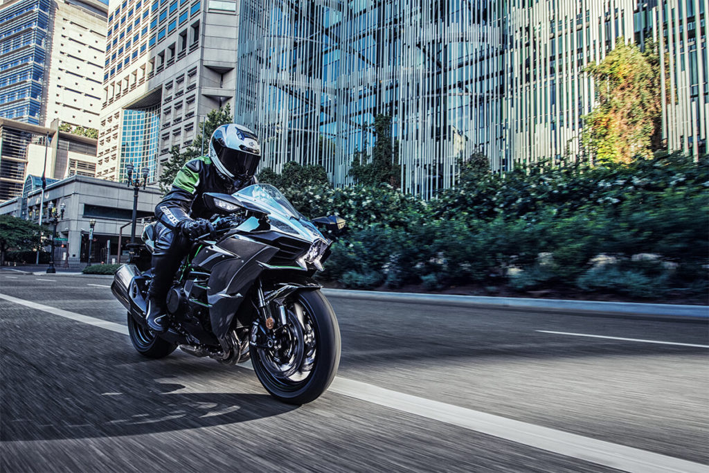 2022-Kawasaki-Ninja-H2