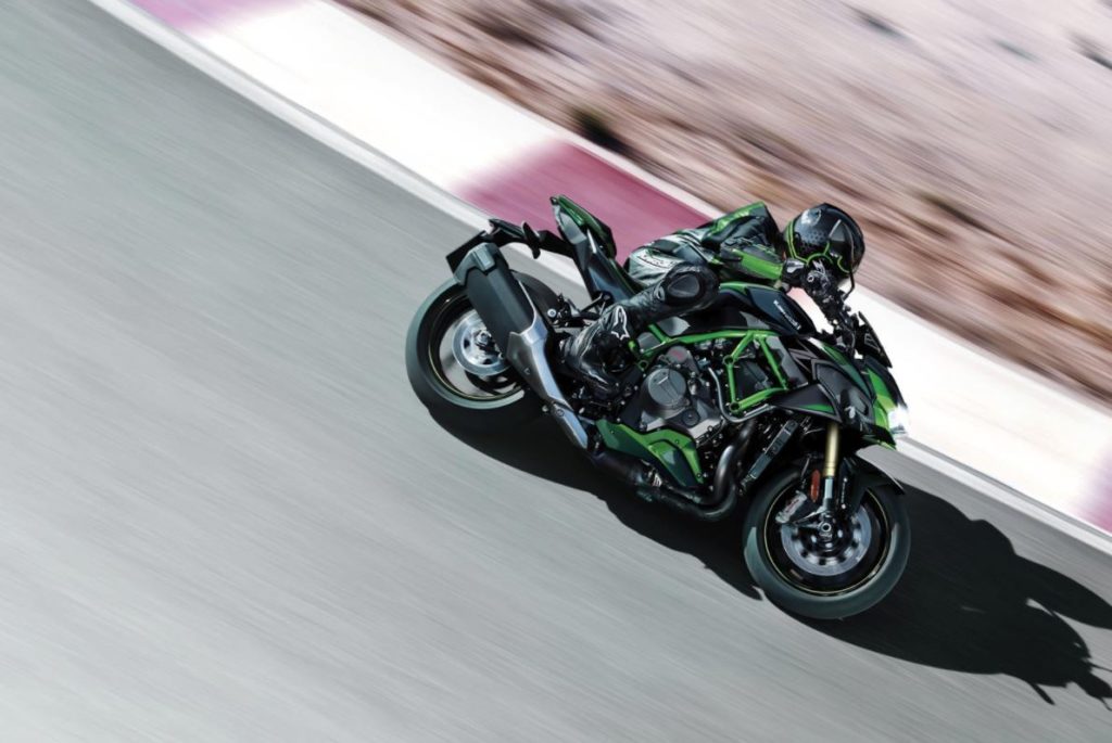 2022-Kawasaki-Zh2-SE-1