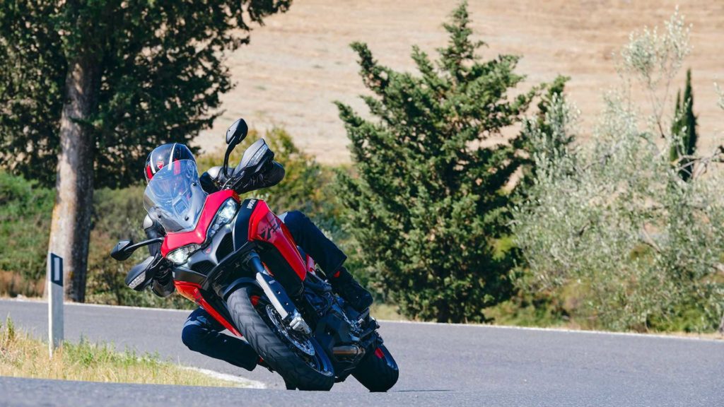 2022-ducati-multistrada-v2s