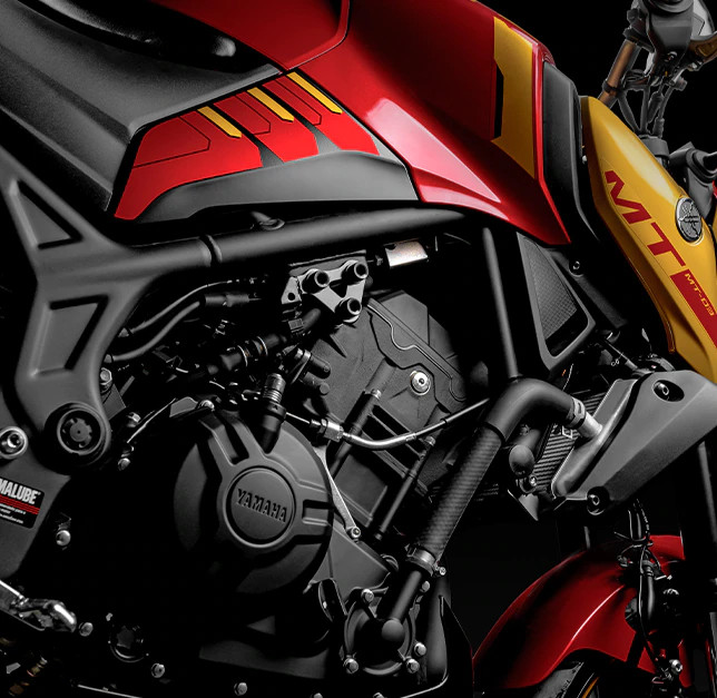 Cover-Yamaha-MT-03-Iron-Man