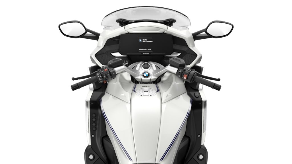 BMWMotorrad-K1600-GTL-2