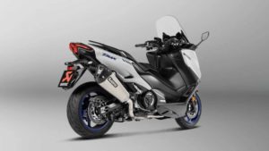 akrapovic-releases-new-full-exhaust-system-for-yamaha-tmax-1