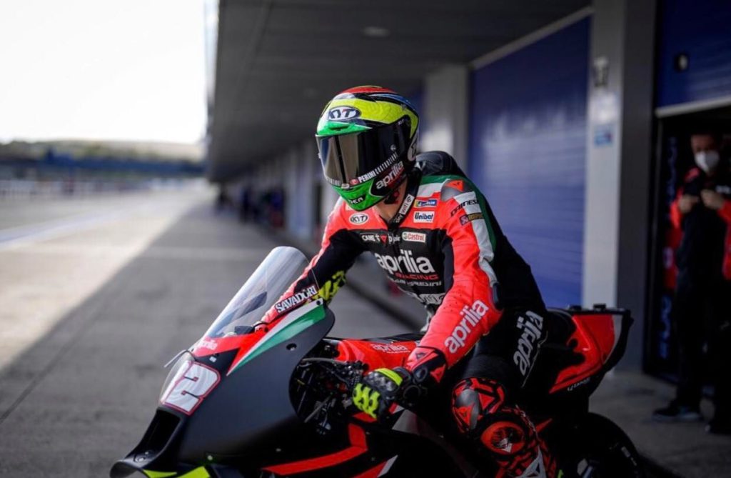 Lorenzo-Savadori-Aprilia-Jerez-Test-Motogp