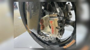 2014-caterham-suter-moto2-bike-johann-zarco-4