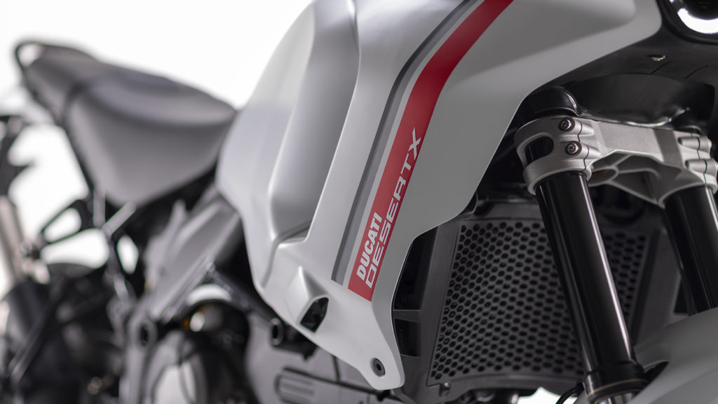 Ducati-DesertX-MY22-01-Overview-Gallery-1920x1080