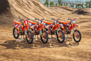 Team Presentation and MX Launch (1)