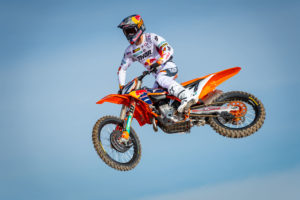 Team Presentation and MX Launch (1)