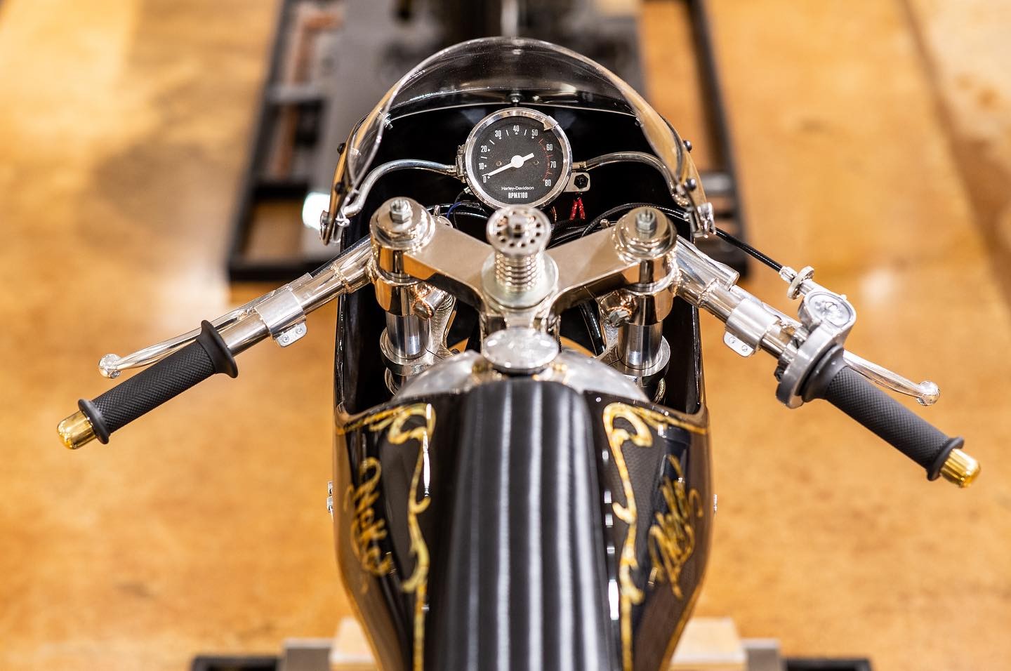 Cherrys-Company-Harley-Davidson-Custom-3