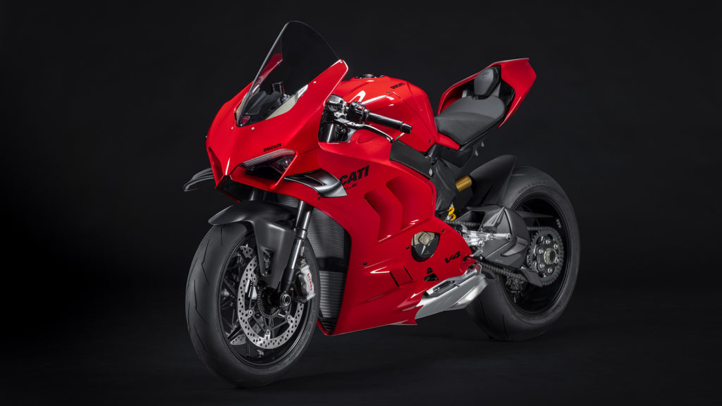 Panigale-MY22-Accessoriate-17-Gallery-1920x1080