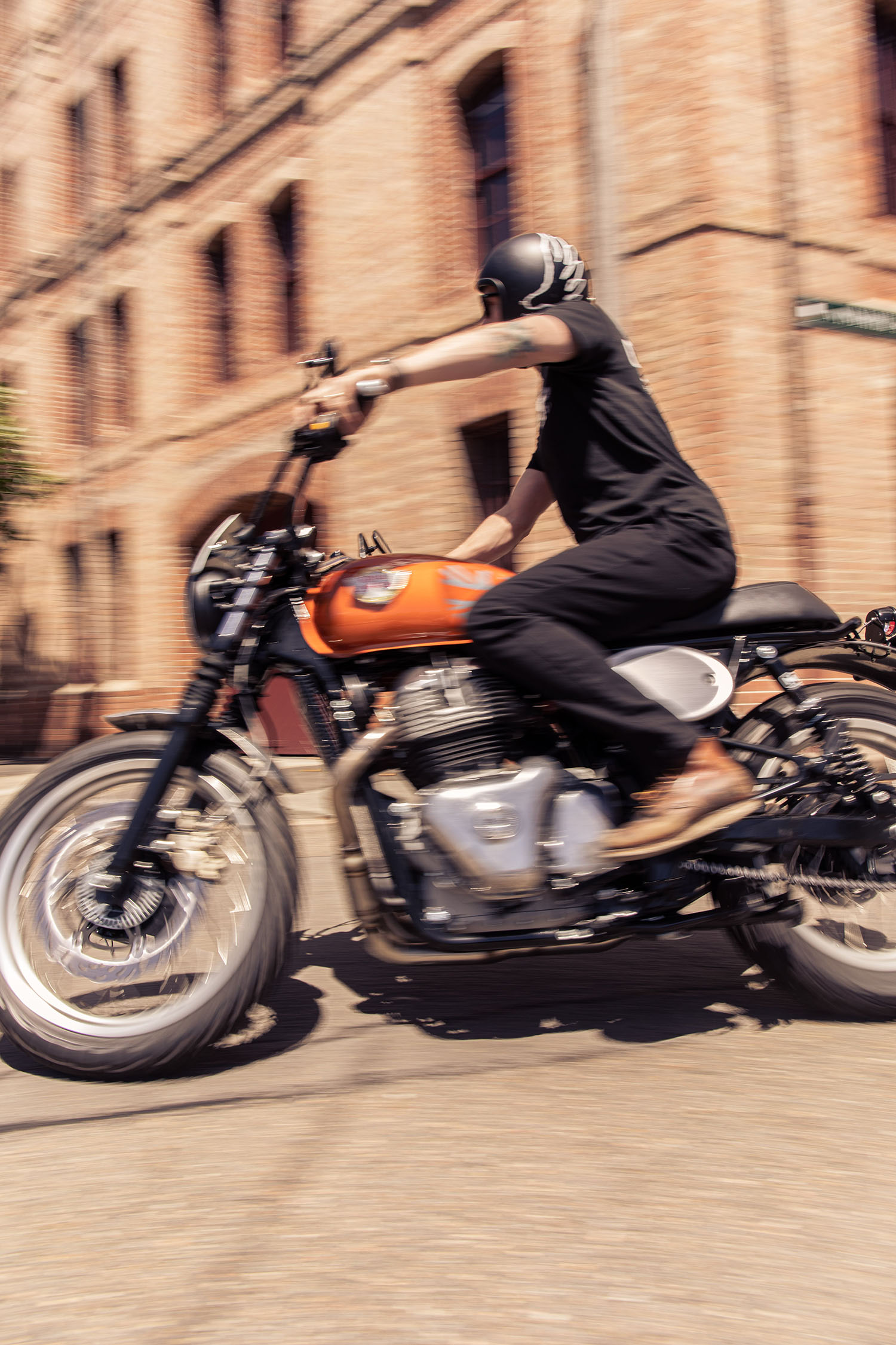 Deus-Ex-Machina-Royal-Enfield-Rango-Custom