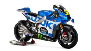 2022-suzuki-gsx-rr-web-show