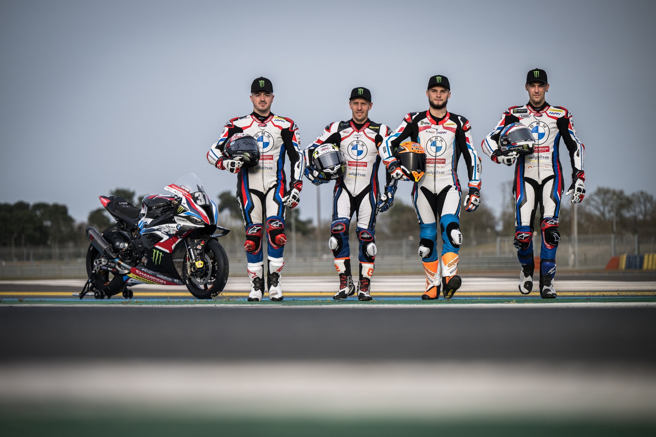 P90459321_highRes_bmw-motorrad-motorsp