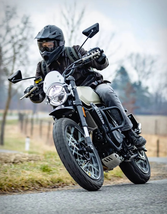 cover-brixton-crossfire-500-xc-2-scrambler-10