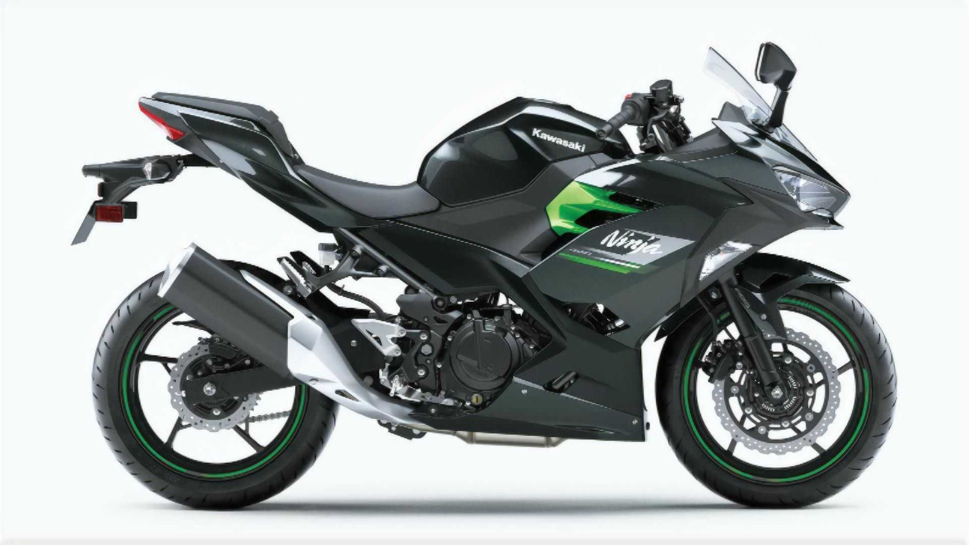 2023-kawasaki-ninja-400--black-1