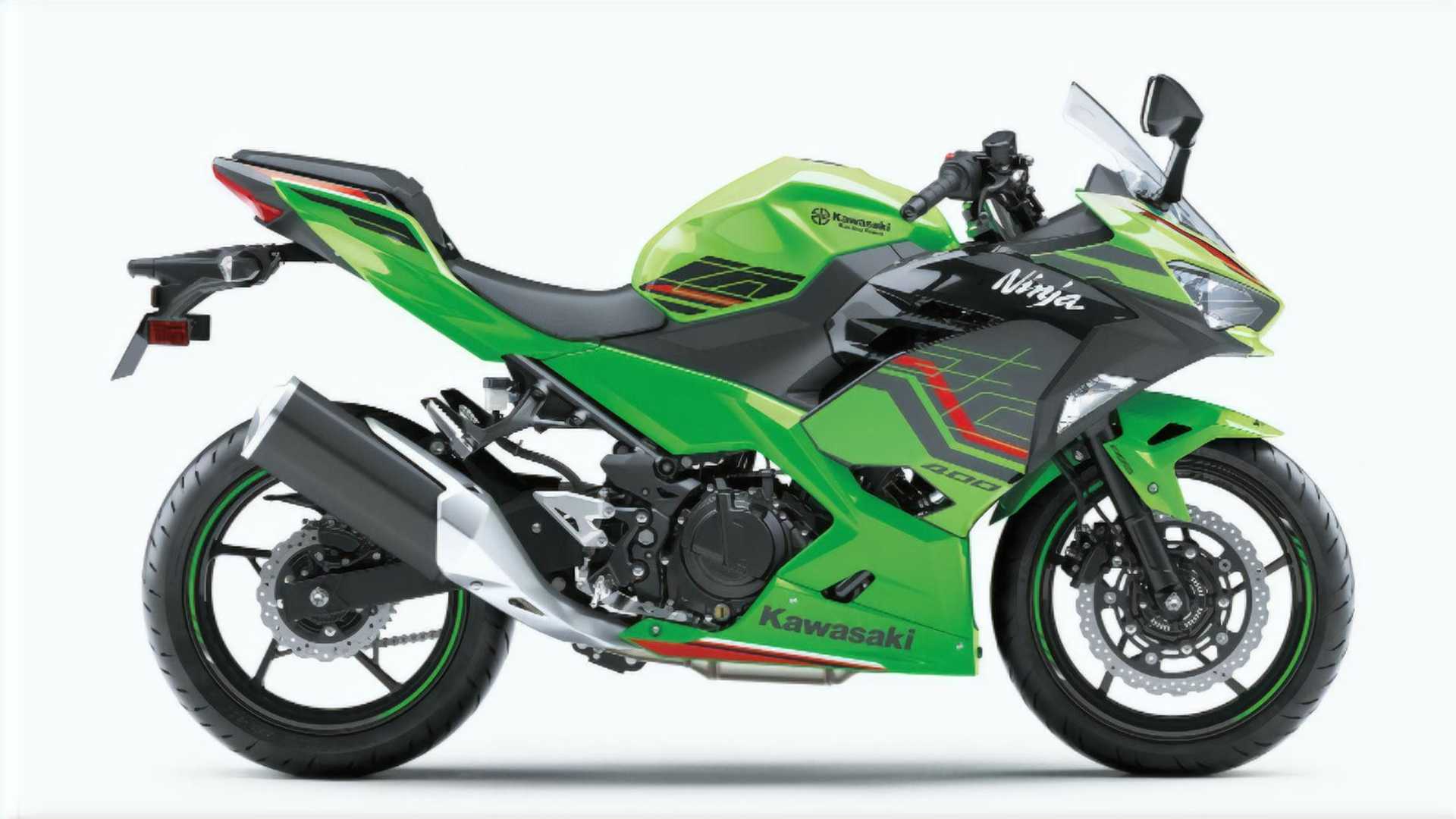 2023-kawasaki-ninja-400--black-4