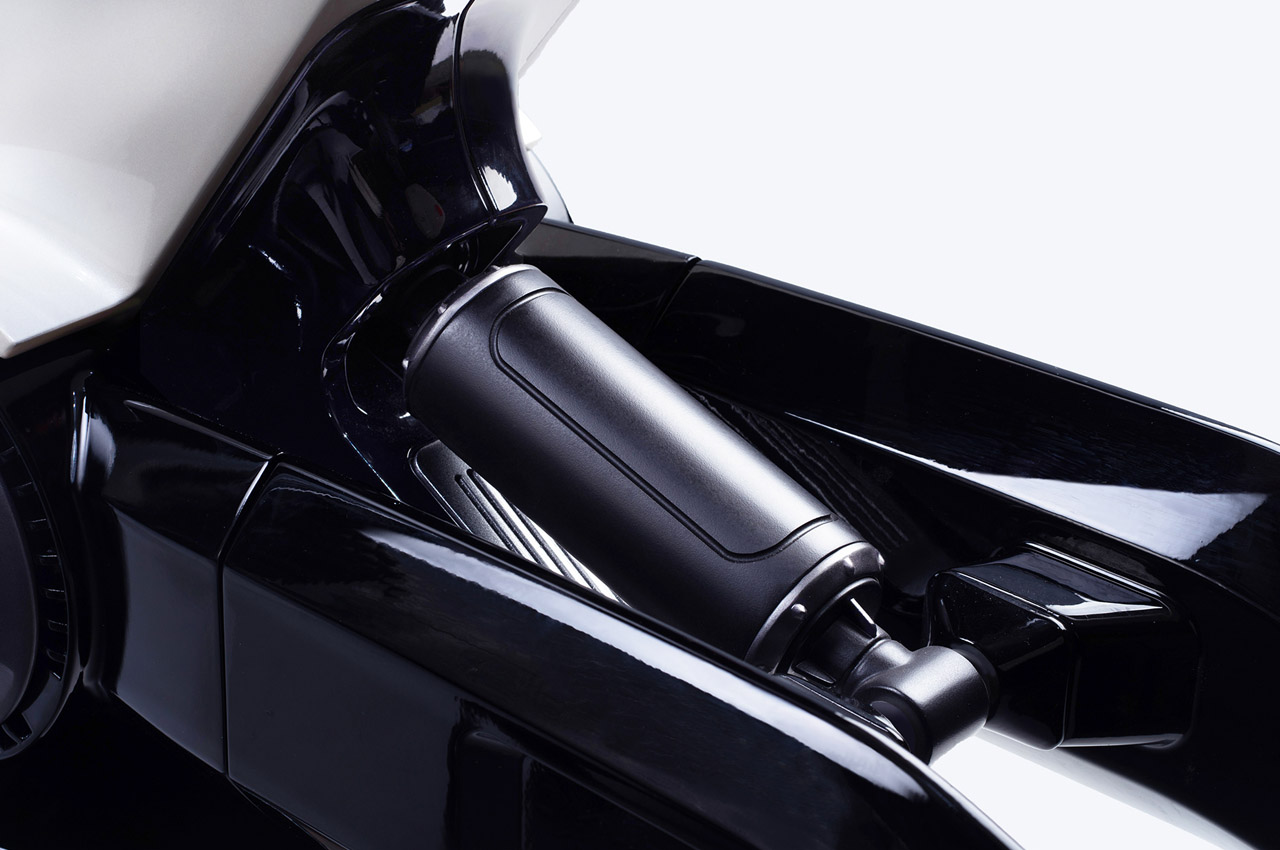 Rhaetus-electric-folding-cargo-trike-bike-5