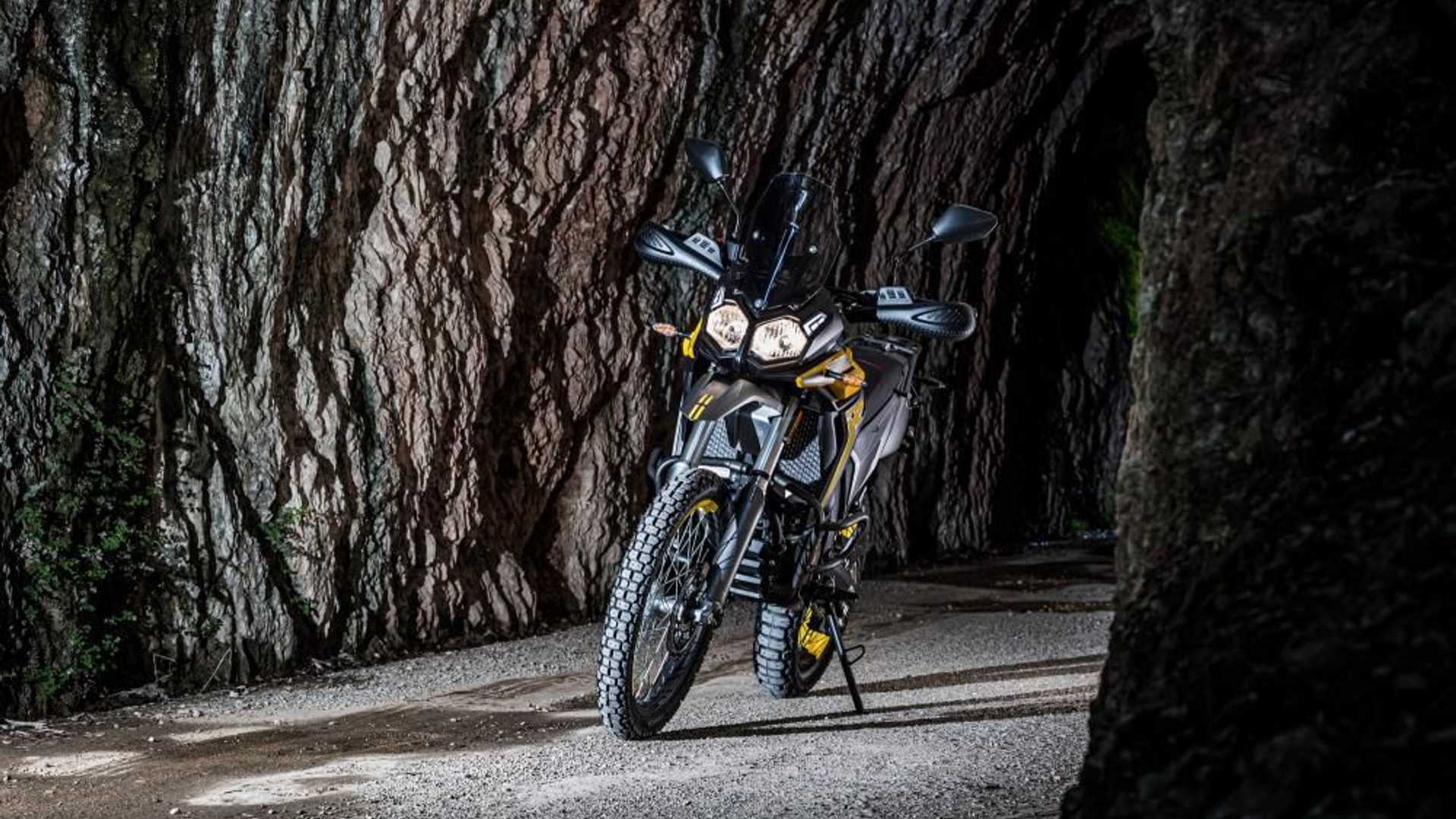 voge-valico-300-rally-launch-4