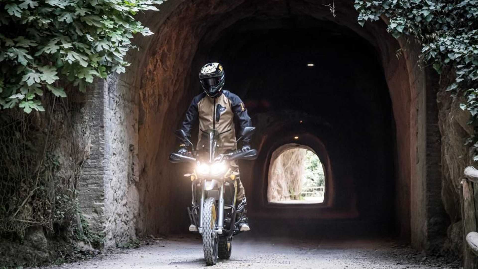 voge-valico-300-rally-launch-4