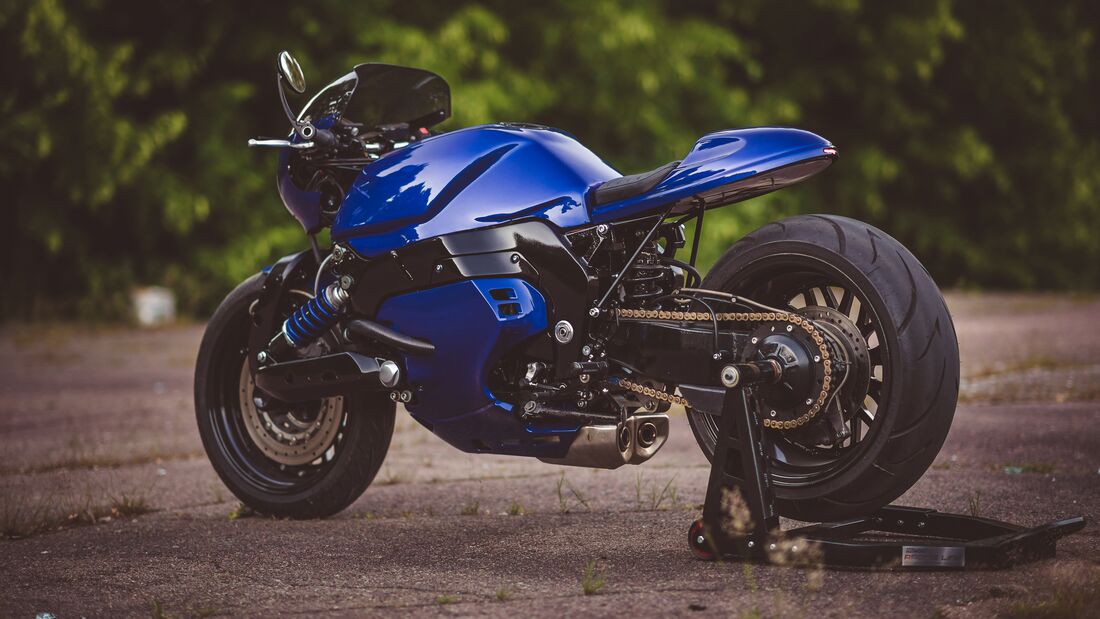 Yamaha-GTS-1000-Cafe-Racer-custom-Aki-Suokas